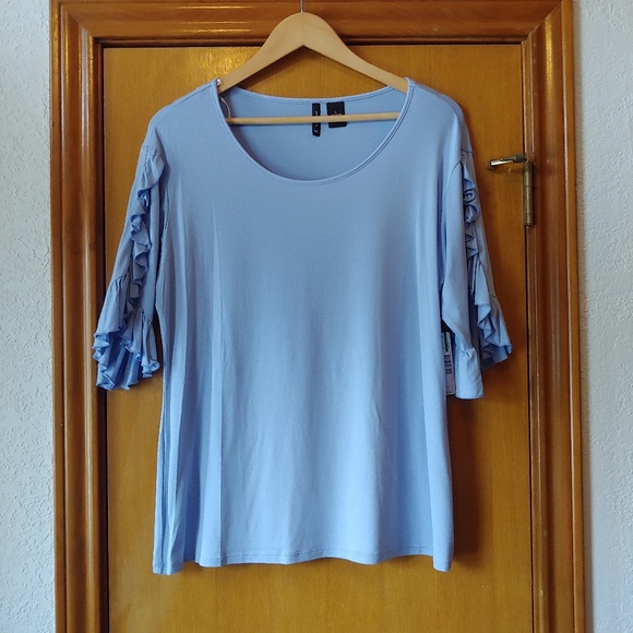 new directions Tops - NEW DIRECTION ruffle short sleeve top